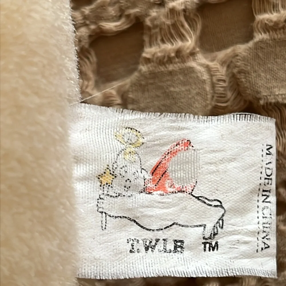 Vintage 1998 T.W.I.E. Tabby Cat and Red Panda Pillow Set‎ of 2